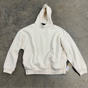 Fear of God Essentials Off-White Sweatshirt Size M Athletic Luxury Streetwear